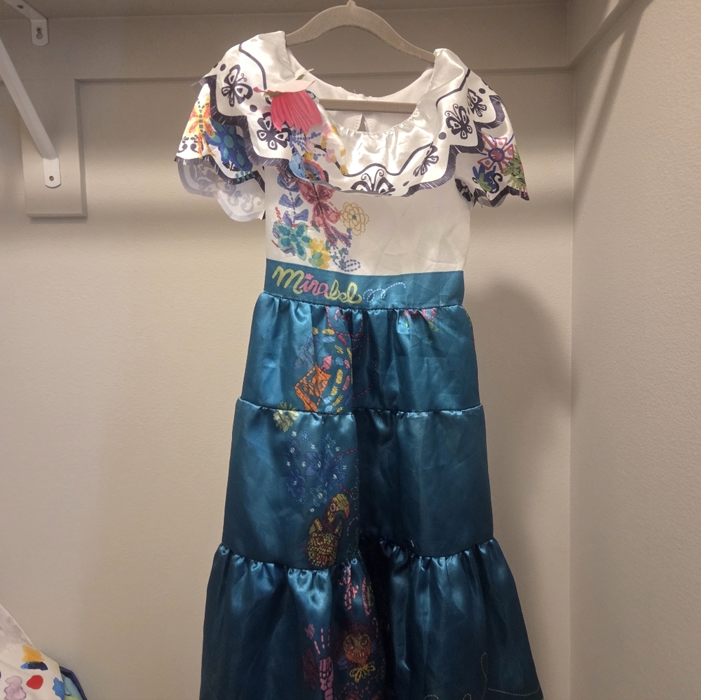 Kids Mirabel Costume - Fits 6/8